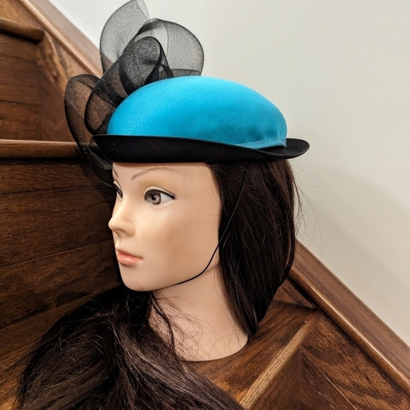 Vintage Teal and black fascinator hat and hat box - Picture 9 of 12